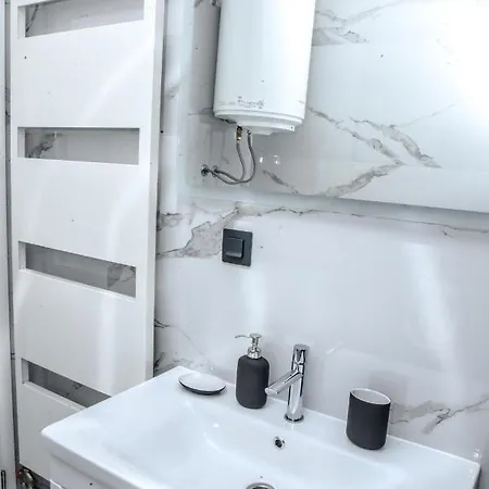 Luxury M&b Apartment Tuzla