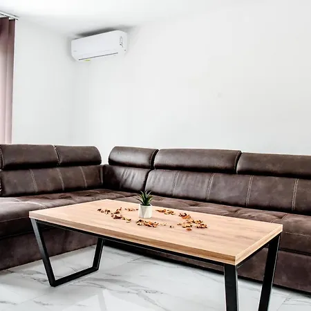 Luxury M&b Apartment Tuzla