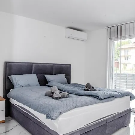 Apartment Luxury M&b *